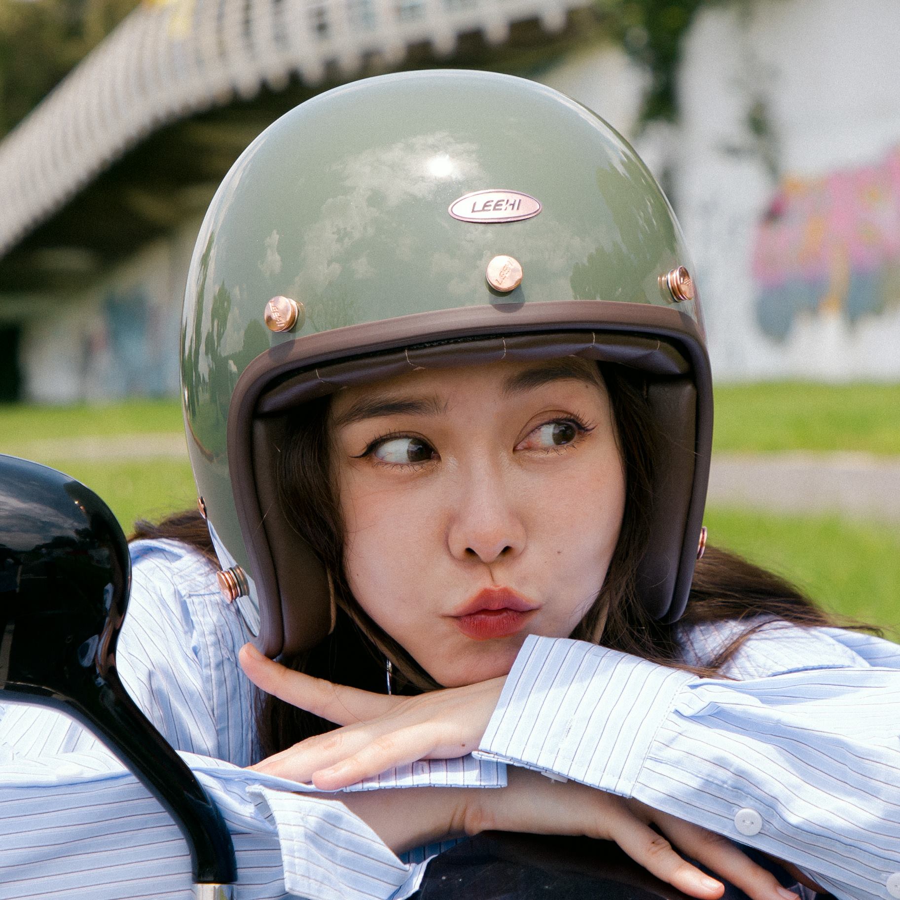 LEEHI復古質感安全帽【莫蘭迪綠】