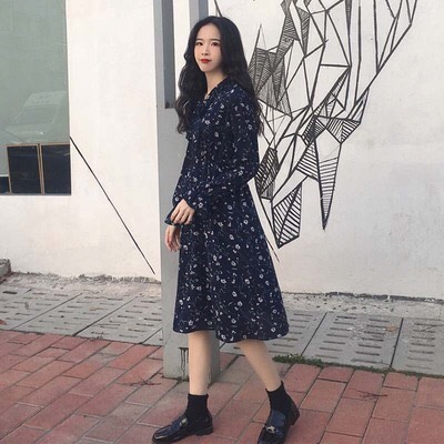 新款韓版復古小碎花領口系帶蝴蝶結連衣裙氣質百搭長裙女